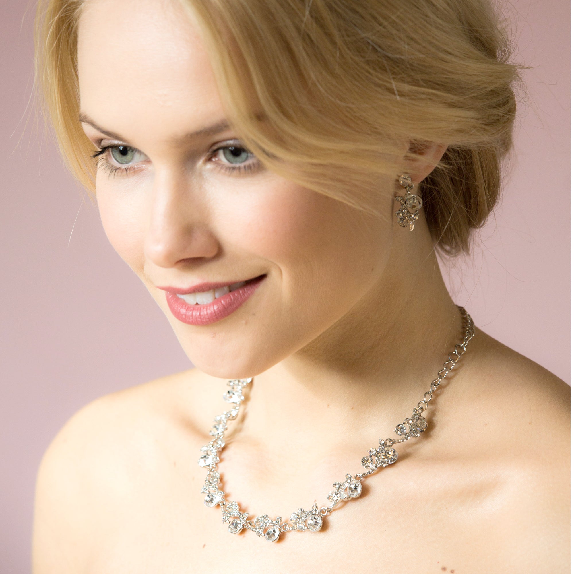 Aleah necklace and earring set