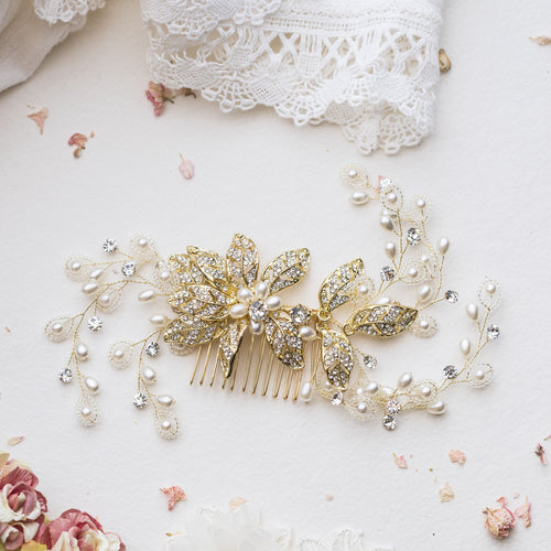 Amoret flower gold hair comb