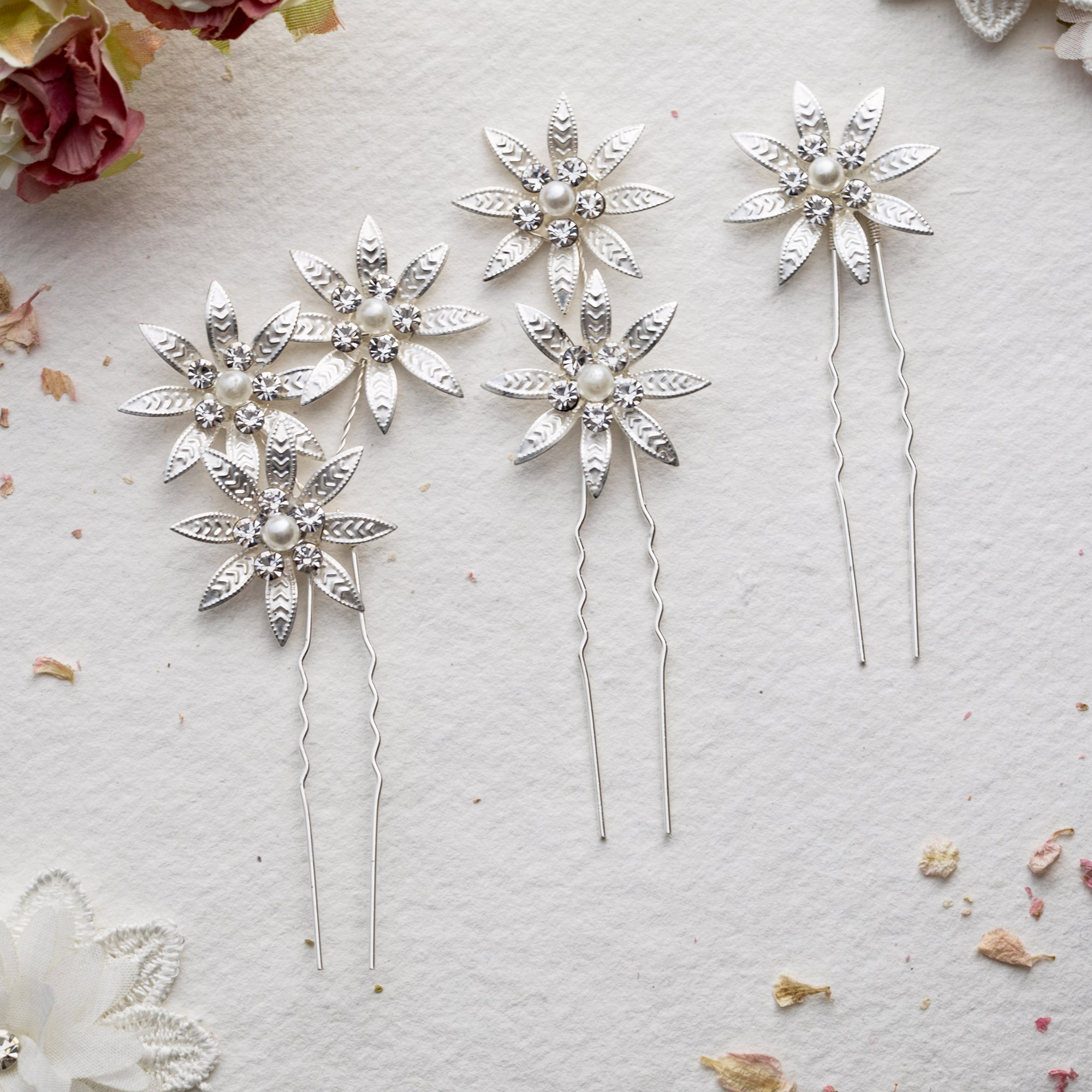 Elliot set of three hair pins