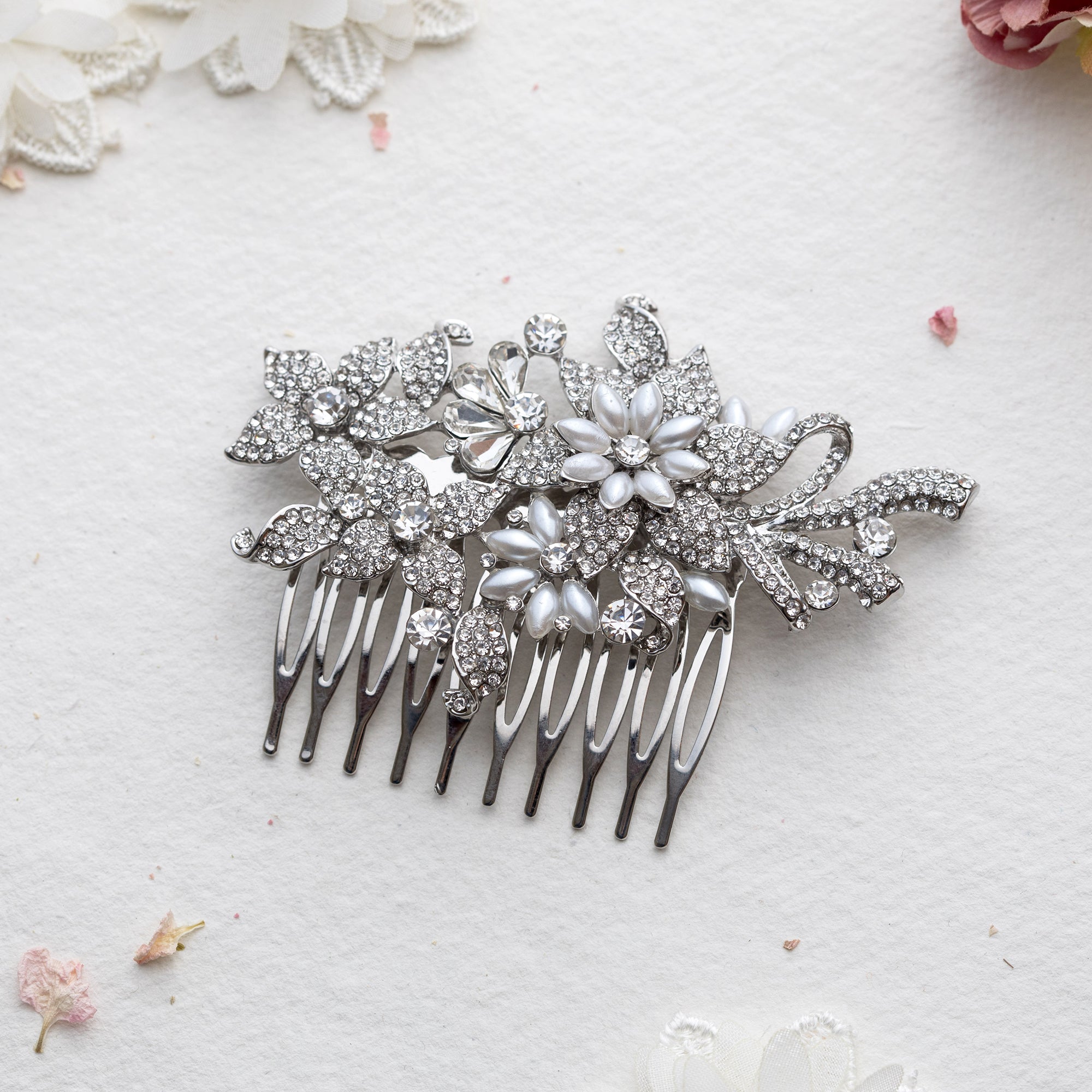 Maryam pearl and crystal hair comb