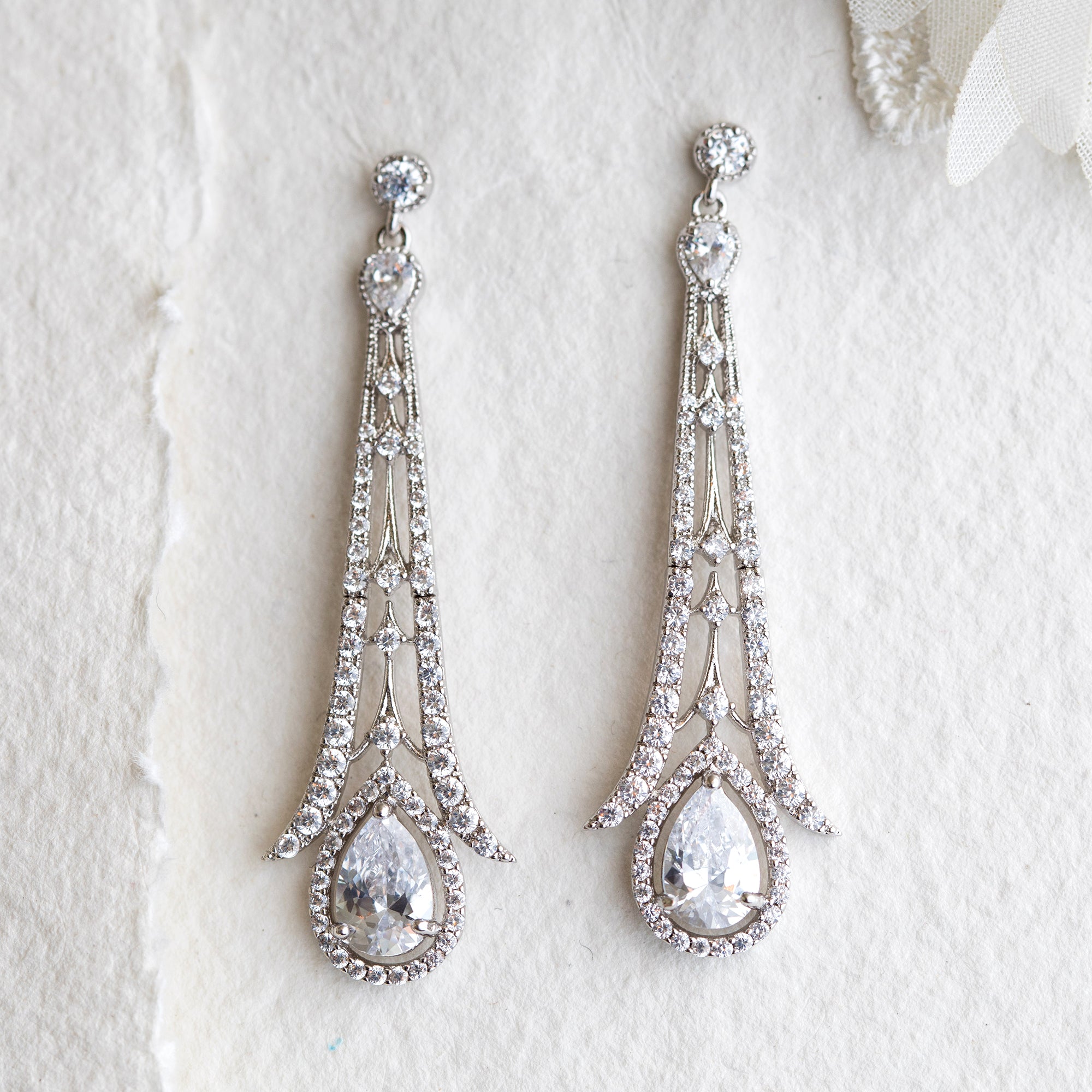 Pihu crystal earrings