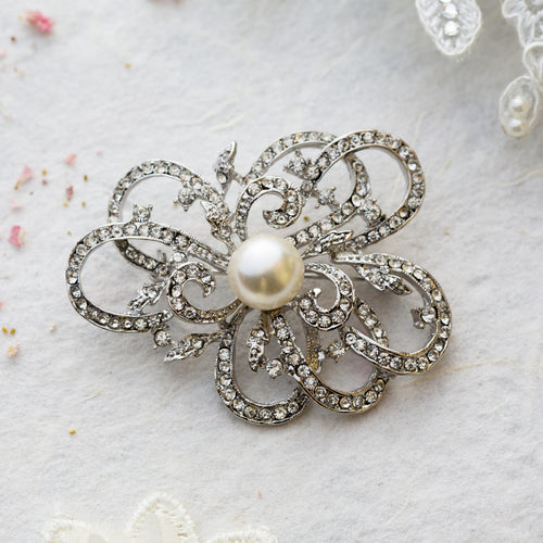 Rosie crystal brooch