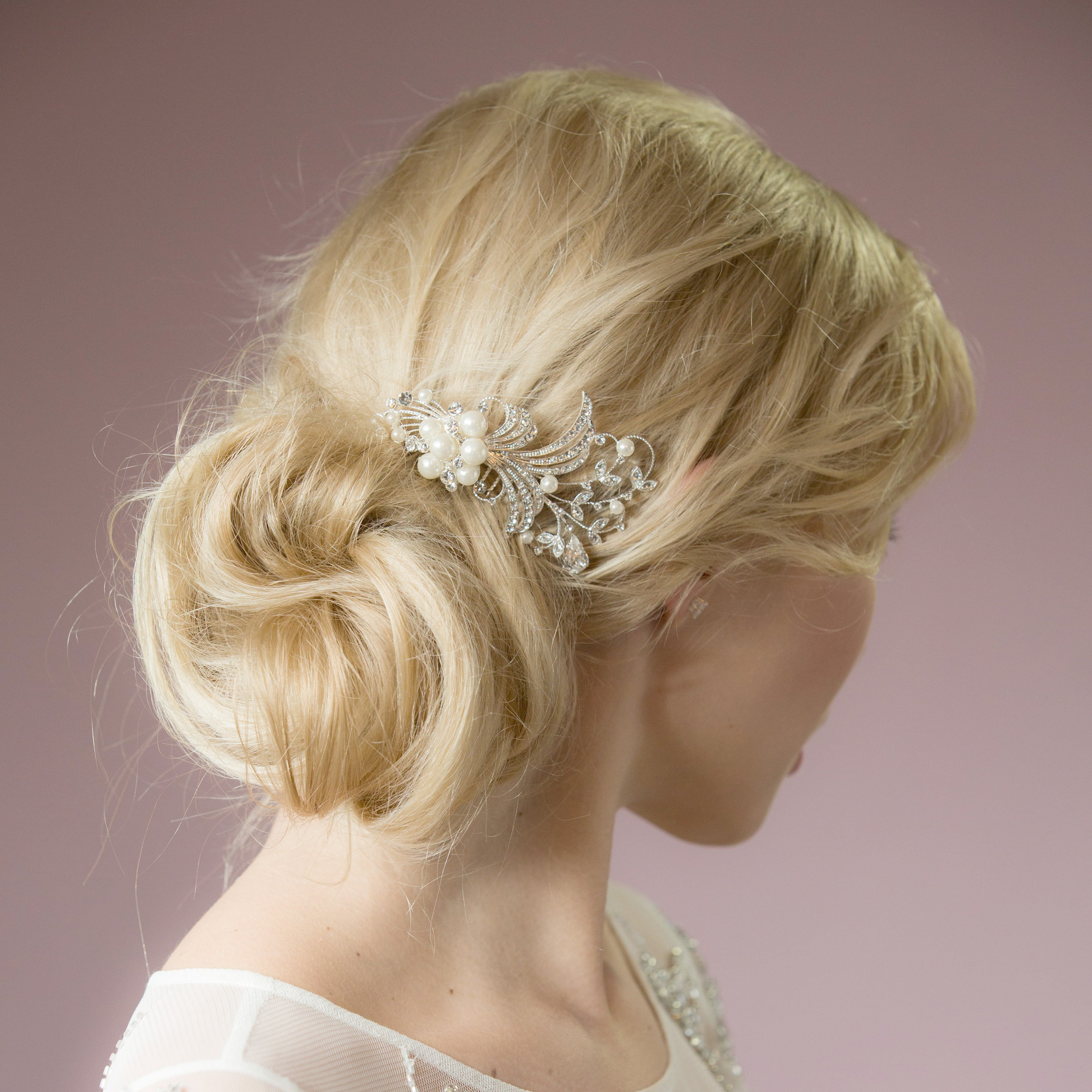 Vera crystal hair comb