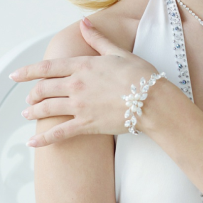 Joelle silver and pearl bracelet