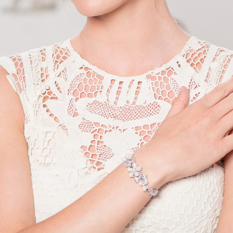 Cosima pearl and crystal bracelet