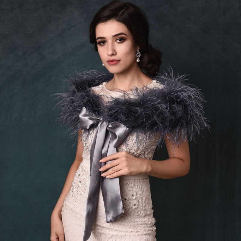 Grey ostrich feather stole
