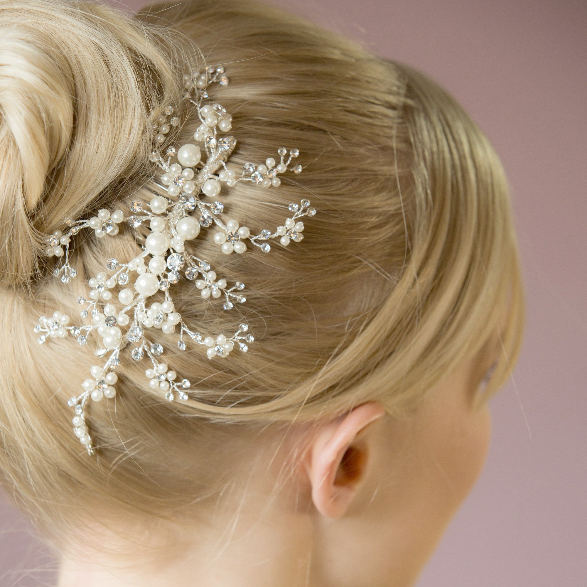 Betsy pearl and crystal hair comb