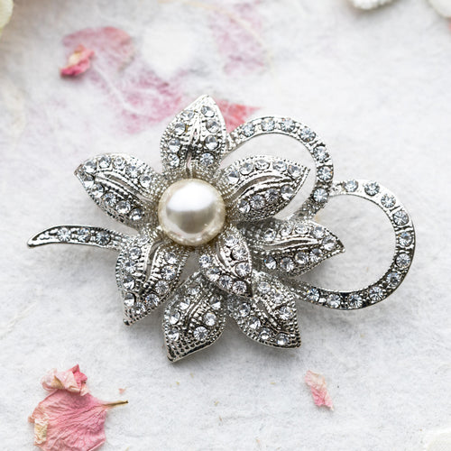Cindy crystal and pearl brooch