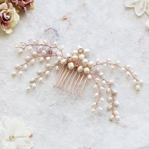 Lotte pearl and rose gold hair comb