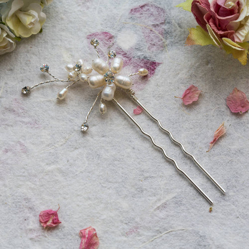 Neva pearl and crystal hair pin