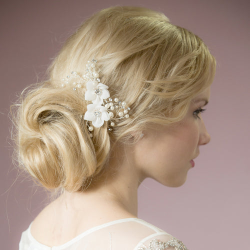 Vivian flower and crystal hair comb