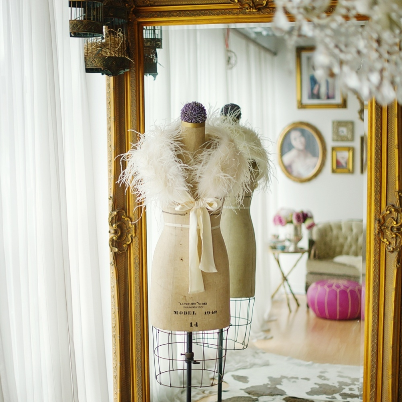 Ivory ostrich feather stole with ribbon